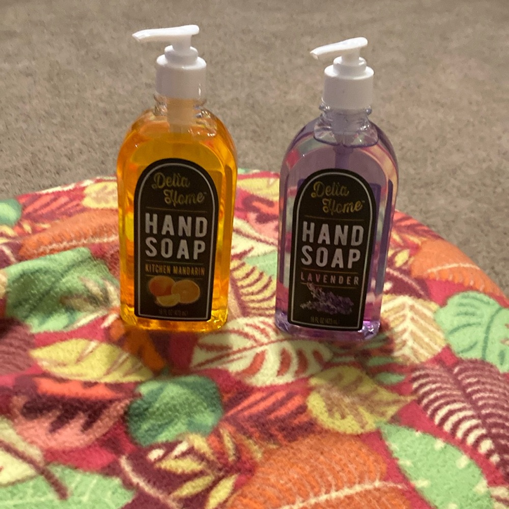 Set of 2 DELTA HOME Hand Soap. Kitchen Mandarin & Lavender